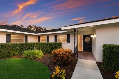 House in Bradenton, Florida 4 bedrooms, 176.98 sq.m. № 1853391 - photo 4