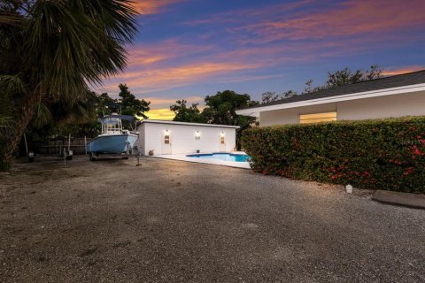 House in Bradenton, Florida 4 bedrooms, 176.98 sq.m. № 1853391 - photo 29