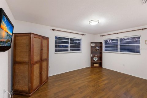House in Bradenton, Florida 4 bedrooms, 176.98 sq.m. № 1853391 - photo 20