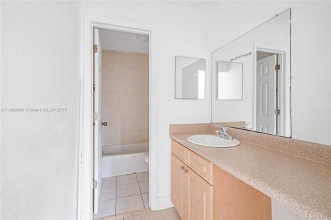 Copropriété à louer à Lauderhill, Floride: 1 chambre, 78.04 m2 № 1966347 - photo 20