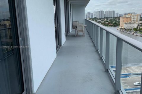 Copropriété à louer à Hollywood, Floride: 3 chambres № 1710422 - photo 4