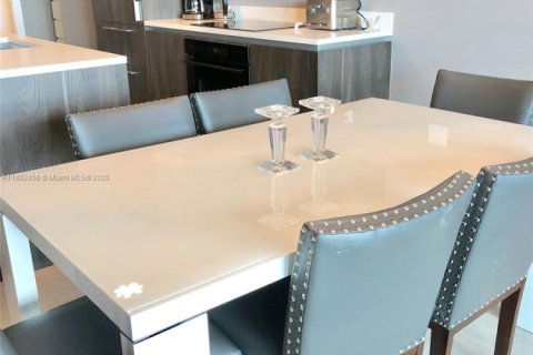 Copropriété à vendre à Miami, Floride: 1 chambre, 87.33 m2 № 1930791 - photo 17