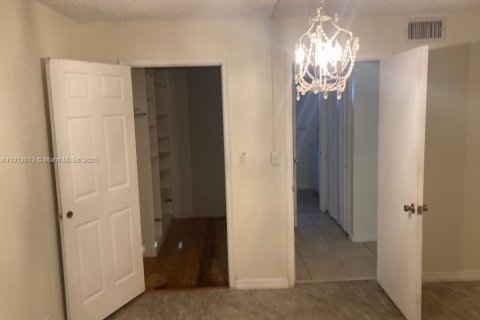 Купить кондоминиум в Уэст-Палм-Бич, Флорида 1 спальня, 72м2, № 1969133 - фото 8