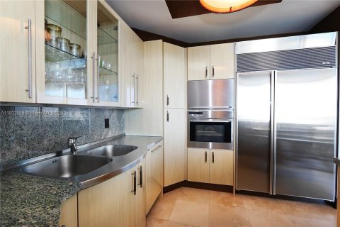 Copropriété à louer à Miami Beach, Floride: 2 chambres, 147.81 m2 № 1934565 - photo 3