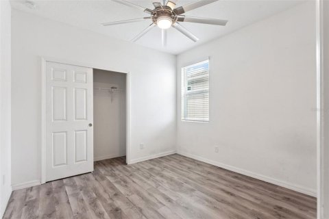 Casa en venta en Apopka, Florida, 4 dormitorios, 214.98 m2 № 2216710 - foto 18