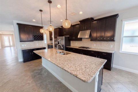 Villa ou maison à vendre à Palm Harbor, Floride: 4 chambres, 292.92 m2 № 2220803 - photo 5