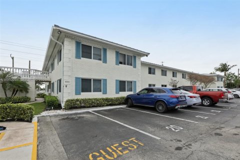 Condo in Fort Lauderdale, Florida, 1 bedroom № 2007550 - photo 28