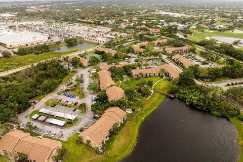 Copropriété à vendre à Sarasota, Floride: 3 chambres, 118.17 m2 № 1642633 - photo 12