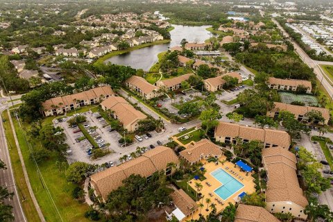 Copropriété à vendre à Sarasota, Floride: 3 chambres, 118.17 m2 № 1642633 - photo 19