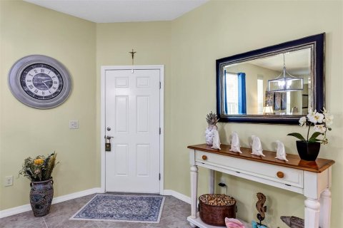 House in Leesburg, Florida 2 bedrooms, 131.74 sq.m. № 1683073 - photo 5