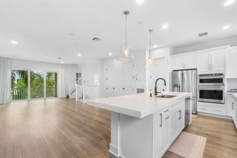 Townhouse in Palm Beach Gardens, Florida 4 bedrooms, 209.22 sq.m. № 2177989