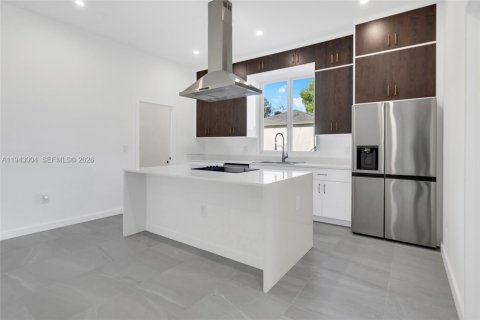 House in Lehigh Acres, Florida 4 bedrooms № 2003676 - photo 20