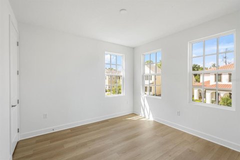 Villa ou maison à louer à Kissimmee, Floride: 5 chambres, 211.26 m2 № 2418858 - photo 21