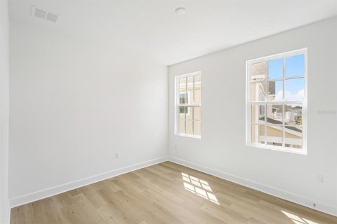 Villa ou maison à louer à Kissimmee, Floride: 5 chambres, 211.26 m2 № 2418858 - photo 24
