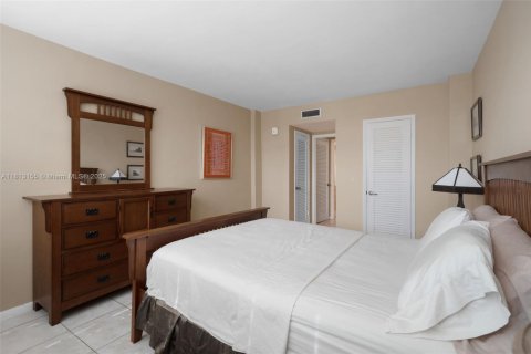 Condominio en venta en Miami Beach, Florida, 1 dormitorio, 74.32 m2 № 1762557 - foto 5