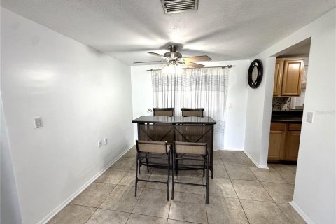 House in Holiday, Florida 3 bedrooms, 161.37 sq.m. № 2259584 - photo 6