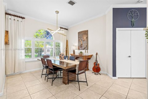 Villa ou maison à vendre à Pembroke Pines, Floride: 4 chambres, 190.82 m2 № 2415857 - photo 17