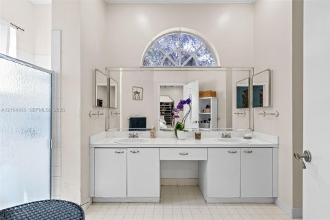 Villa ou maison à vendre à Pembroke Pines, Floride: 4 chambres, 190.82 m2 № 2415857 - photo 29