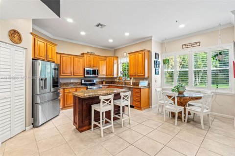 Villa ou maison à vendre à Pembroke Pines, Floride: 4 chambres, 190.82 m2 № 2415857 - photo 21