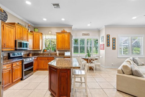 Villa ou maison à vendre à Pembroke Pines, Floride: 4 chambres, 190.82 m2 № 2415857 - photo 20
