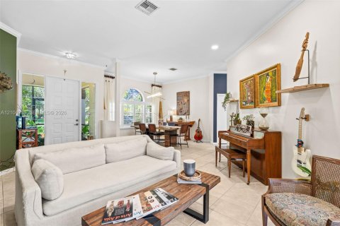 Villa ou maison à vendre à Pembroke Pines, Floride: 4 chambres, 190.82 m2 № 2415857 - photo 15