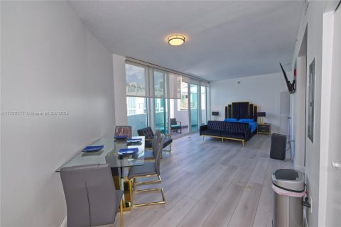 Condominio en alquiler en Miami Beach, Florida, 49.05 m2 № 1958984 - foto 28