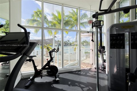 Condominio en alquiler en Miami Beach, Florida, 49.05 m2 № 1958984 - foto 25