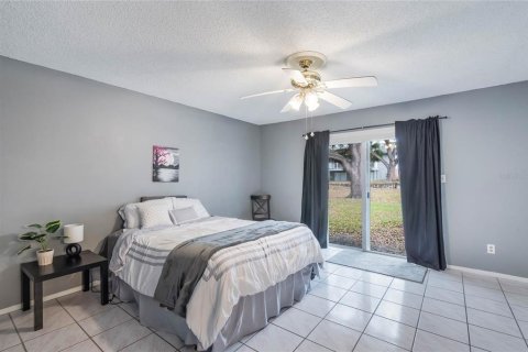 Condo in Winter Park, Florida, 2 bedrooms  № 1552786 - photo 13