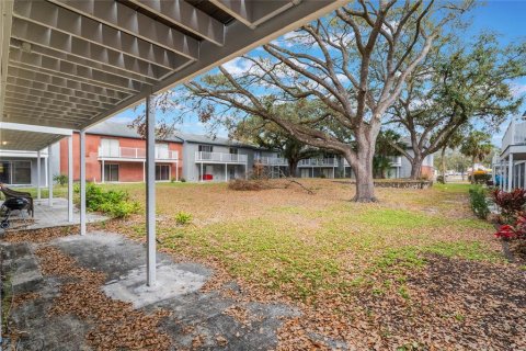 Condo in Winter Park, Florida, 2 bedrooms  № 1552786 - photo 19