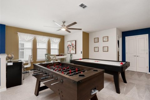 House in Davenport, Florida 9 bedrooms, 408.68 sq.m. № 1883354 - photo 18