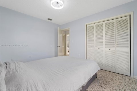 Casa en venta en Homestead, Florida, 4 dormitorios, 125.42 m2 № 1946693 - foto 26