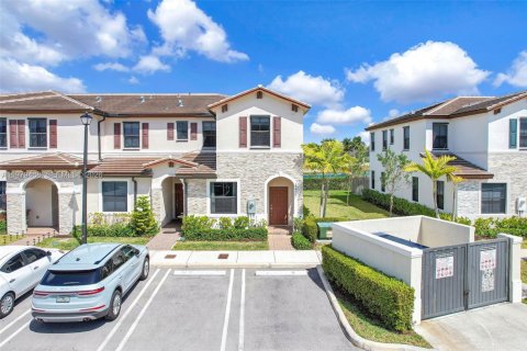 Copropriété à vendre à Miami, Floride: 3 chambres, 147.44 m2 № 2046337 - photo 9