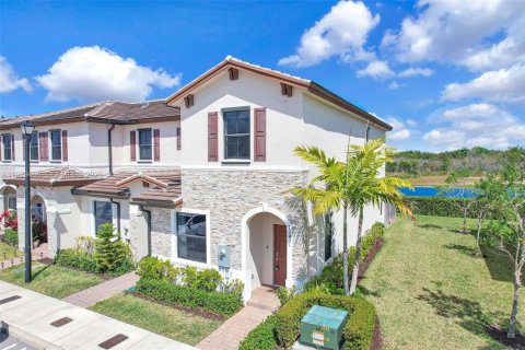 Copropriété à vendre à Miami, Floride: 3 chambres, 147.44 m2 № 2046337 - photo 10