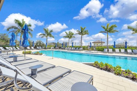 Copropriété à vendre à Miami, Floride: 3 chambres, 147.44 m2 № 2046337 - photo 22