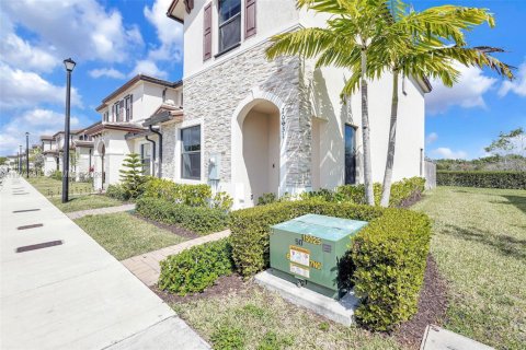 Copropriété à vendre à Miami, Floride: 3 chambres, 147.44 m2 № 2046337 - photo 17