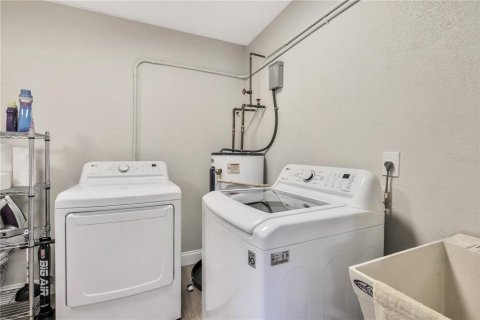 Casa en alquiler en North Port, Florida, 2 dormitorios, 134.06 m2 № 214841 - foto 10