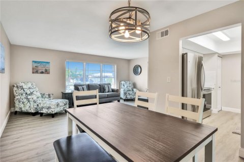 Casa en alquiler en North Port, Florida, 2 dormitorios, 134.06 m2 № 214841 - foto 8