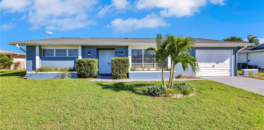 Casa en North Port, Florida 2 dormitorios, 134.06 m2 № 214841