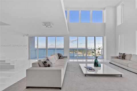 Copropriété à vendre à Miami Beach, Floride: 3 chambres, 441.29 m2 № 2084220 - photo 4