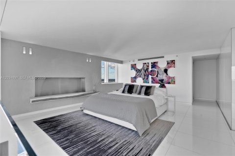Copropriété à vendre à Miami Beach, Floride: 3 chambres, 441.29 m2 № 2084220 - photo 21