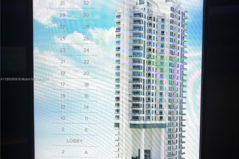 Copropriété à vendre à Miami, Floride: 2 chambres, 146.04 m2 № 2015228 - photo 29