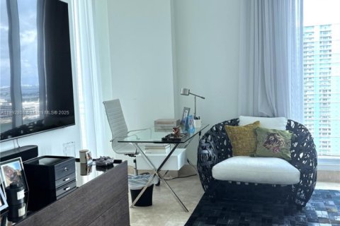 Copropriété à vendre à Miami, Floride: 2 chambres, 146.04 m2 № 2015228 - photo 17