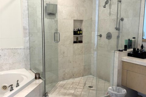 Copropriété à vendre à Miami, Floride: 2 chambres, 146.04 m2 № 2015228 - photo 19