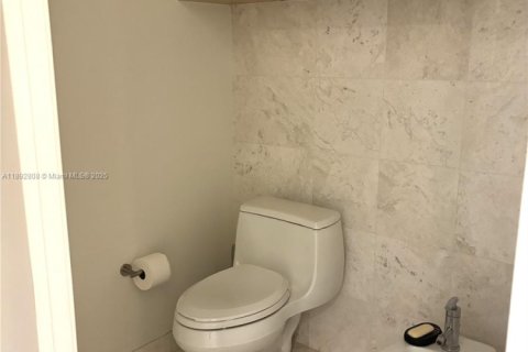 Copropriété à vendre à Miami, Floride: 2 chambres, 146.04 m2 № 2015228 - photo 20