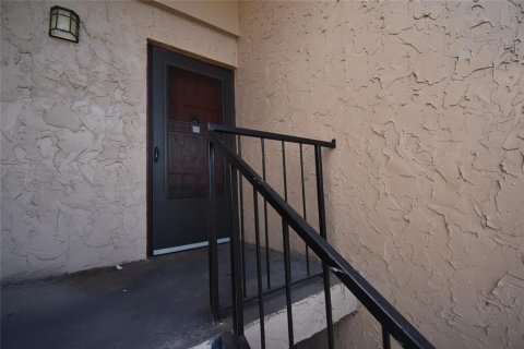 Condo in Casselberry, Florida, 2 bedrooms  № 1868856 - photo 3
