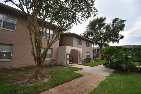 Condo in Casselberry, Florida, 2 bedrooms  № 1868856 - photo 2