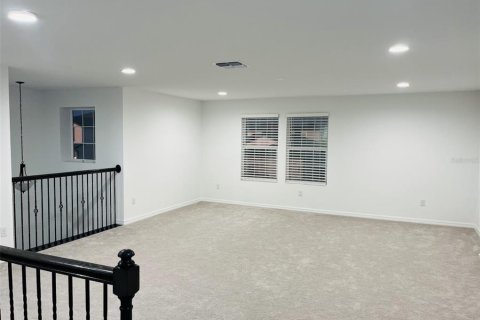 Casa en alquiler en Tampa, Florida, 5 dormitorios, 308.16 m2 № 1852994 - foto 8