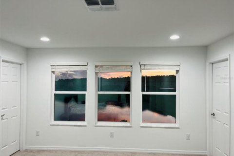 Casa en alquiler en Tampa, Florida, 5 dormitorios, 308.16 m2 № 1852994 - foto 9