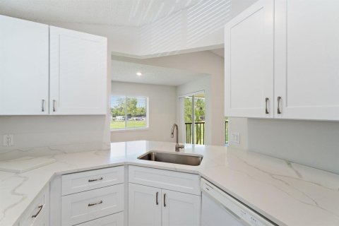 Copropriété à louer à Jupiter, Floride: 2 chambres, 93.55 m2 № 2168140 - photo 13