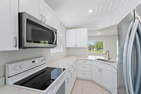 Copropriété à louer à Jupiter, Floride: 2 chambres, 93.55 m2 № 2168140 - photo 12
